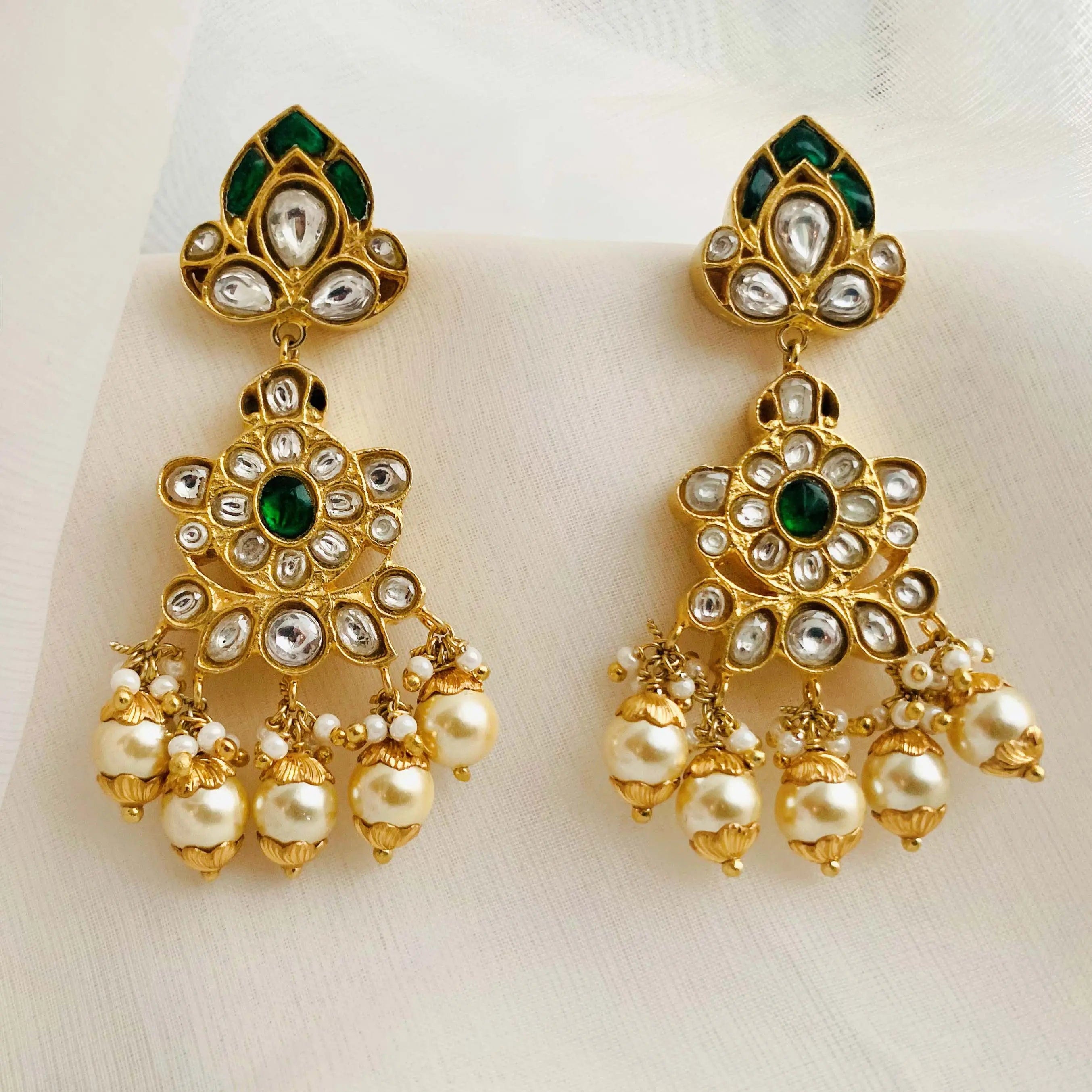 White & Green Kundan Jadau Choker