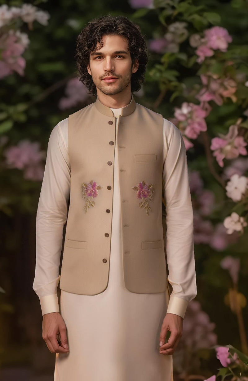 Cream kurta set with full sleeves paired with beige floral embroidered Bandi jacket with mandarin collar