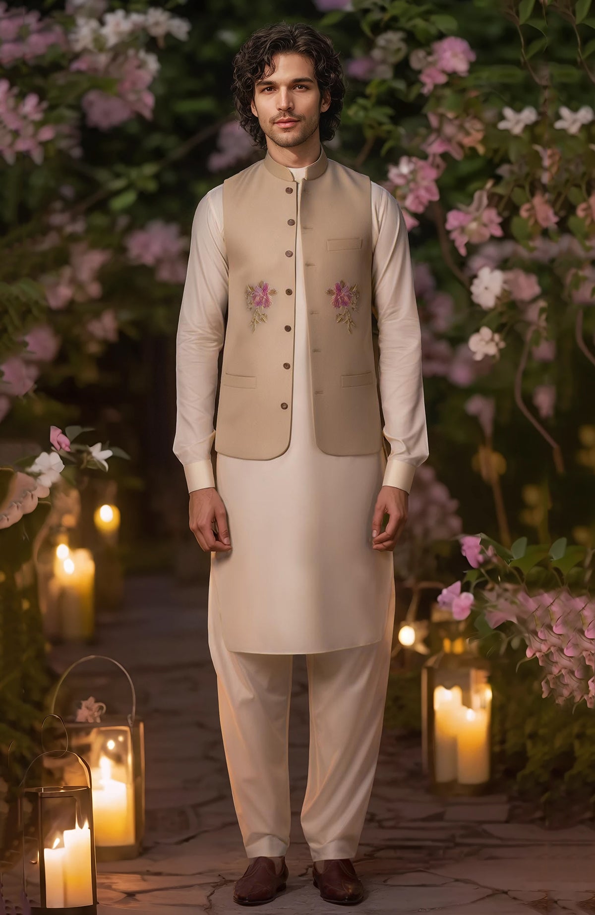 Cream kurta set with full sleeves paired with beige floral embroidered bandi jacket with mandarin collar