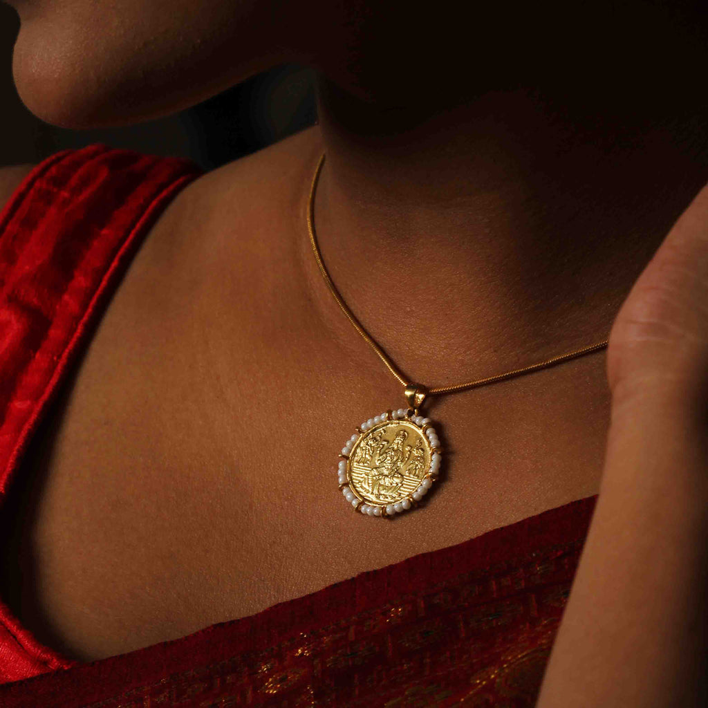 Kuber Silver Gold Plated Coin Necklace Necklaces - By Unniyarcha - Original Manufacturers of Silver Jewelry, Gold Plated Jewellery, Fashion Jewellery and Personalized Soul Bands and Personalized Jewelry
