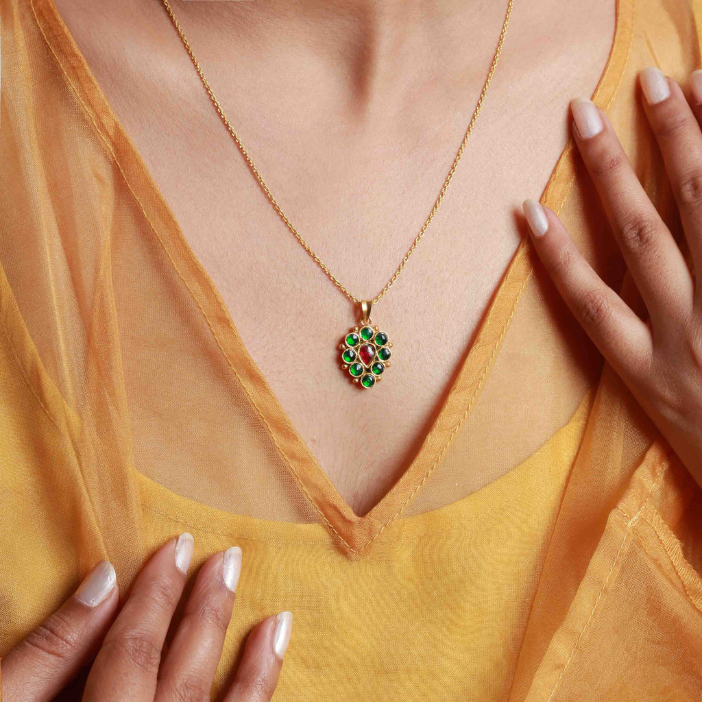 Silver Green Zircon Pendant Pendants - By Unniyarcha - Original Manufacturers of Silver Jewelry, Gold Plated Jewellery, Fashion Jewellery and Personalized Soul Bands and Personalized Jewelry