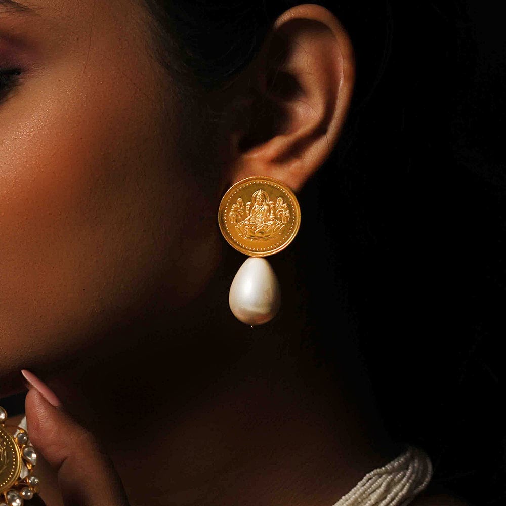 Silver Kuber Pearl Drop Earring