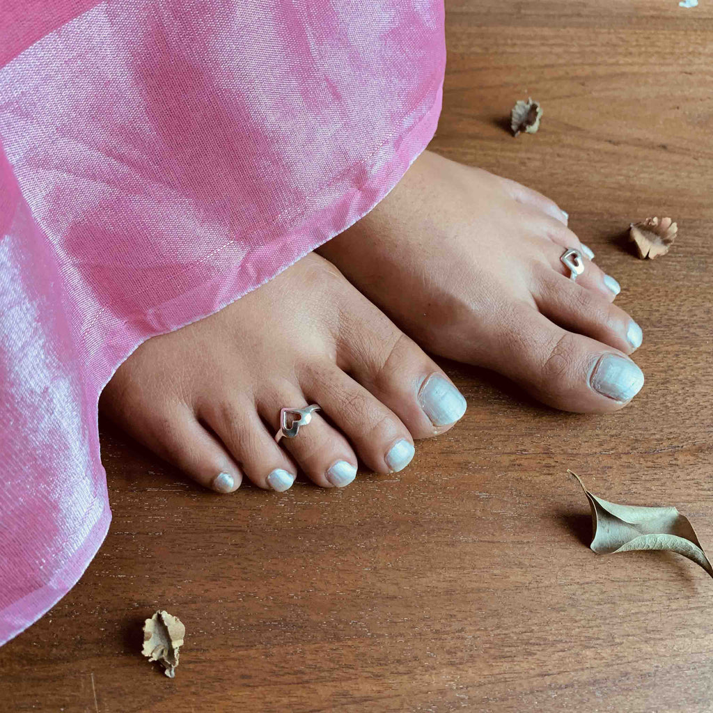 Sliver heart shape toe ring Toe Rings - By Unniyarcha - Original Manufacturers of Silver Jewelry, Gold Plated Jewellery, Fashion Jewellery and Personalized Soul Bands and Personalized Jewelry