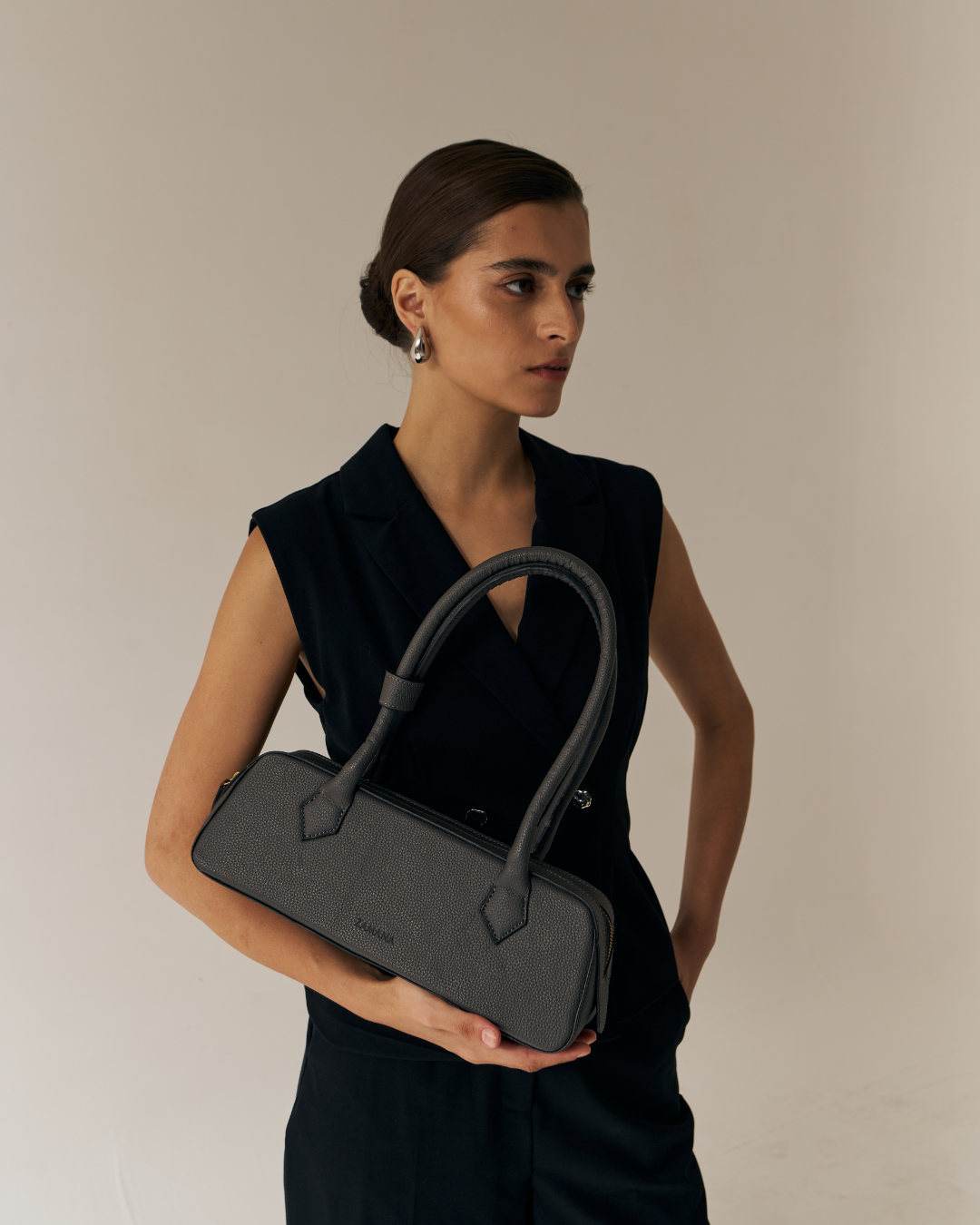 The Baguette Charcoal Grey