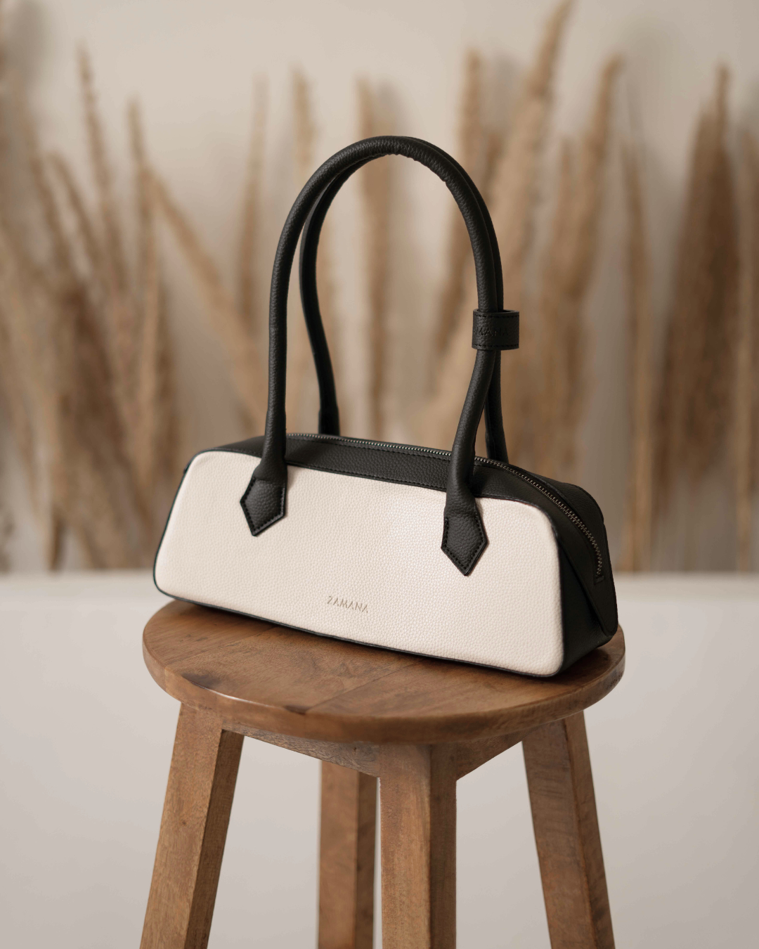 The Baguette White Black Shoulder Bag