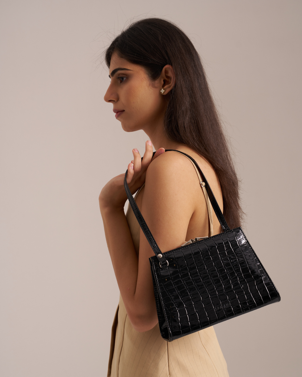 The Clutch Black Crocodile