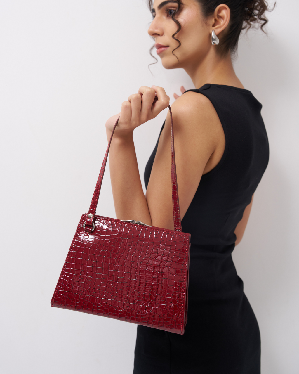 The Clutch Red Croc Pattern Bag